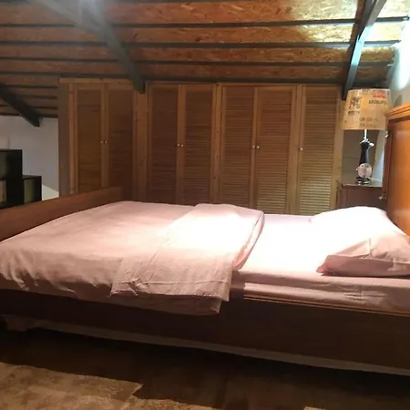 Kaleici Tarihi Lokasyon Bahceli Oezel Muestakil Ev