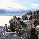 Kaleici Tarihi Lokasyon Bahceli Oezel Muestakil Ev ヴィラ *