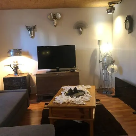 Kaleici Tarihi Lokasyon Bahceli Oezel Muestakil Ev Villa