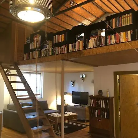 Villa Kaleici Tarihi Lokasyon Bahceli Oezel Muestakil Ev *