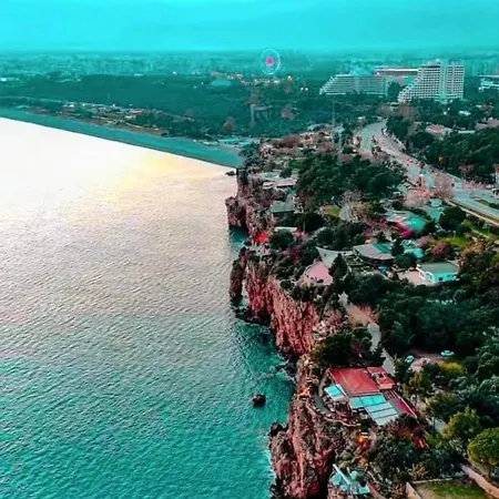 Kaleici Tarihi Lokasyon Bahceli Oezel Muestakil Ev Villa *