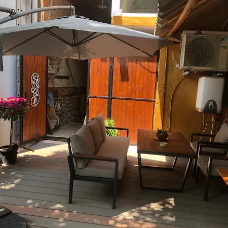 Kaleici Tarihi Lokasyon Bahceli Oezel Muestakil Ev Villa Antalya